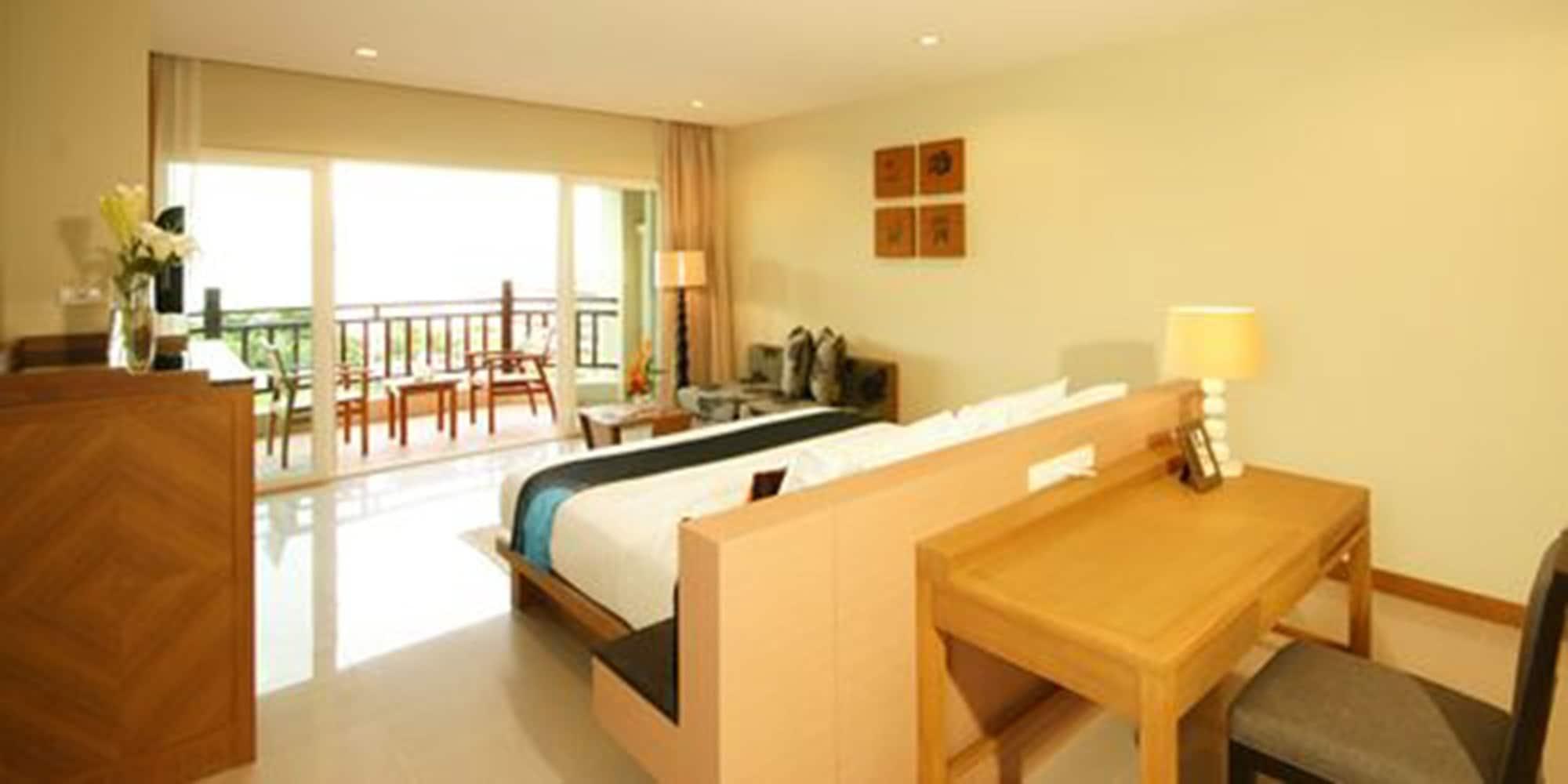 The Heritage Pattaya Beach Resort-Sha Exterior photo