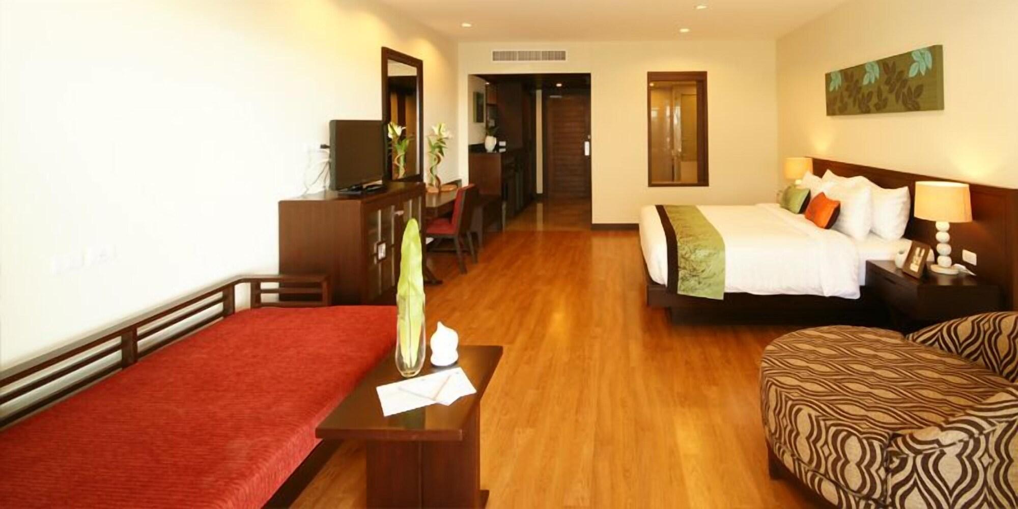 The Heritage Pattaya Beach Resort-Sha Exterior photo