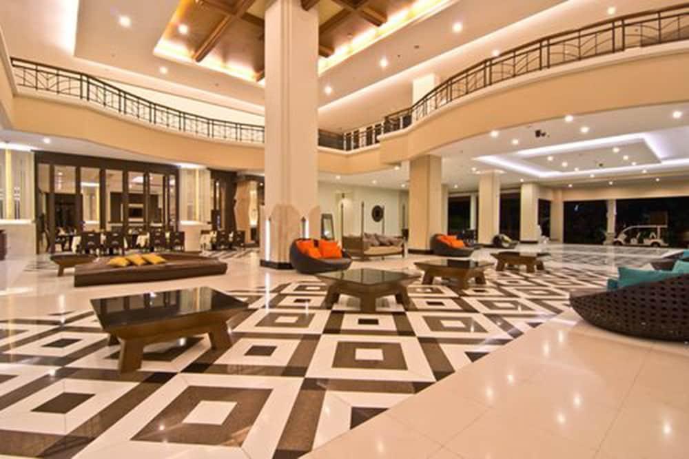 The Heritage Pattaya Beach Resort-Sha Exterior photo