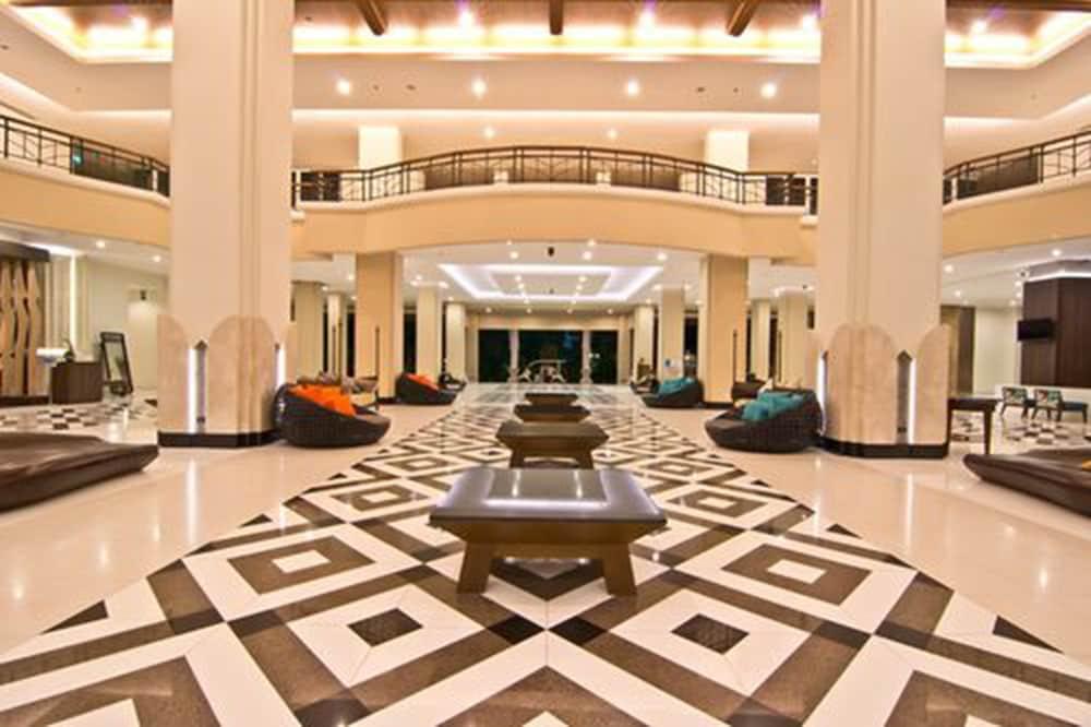 The Heritage Pattaya Beach Resort-Sha Exterior photo