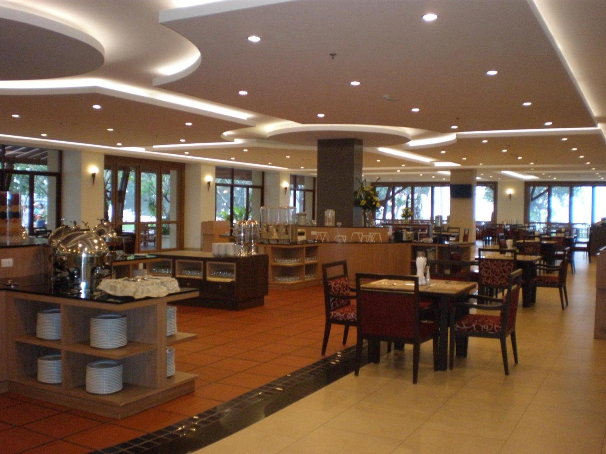 The Heritage Pattaya Beach Resort-Sha Exterior photo