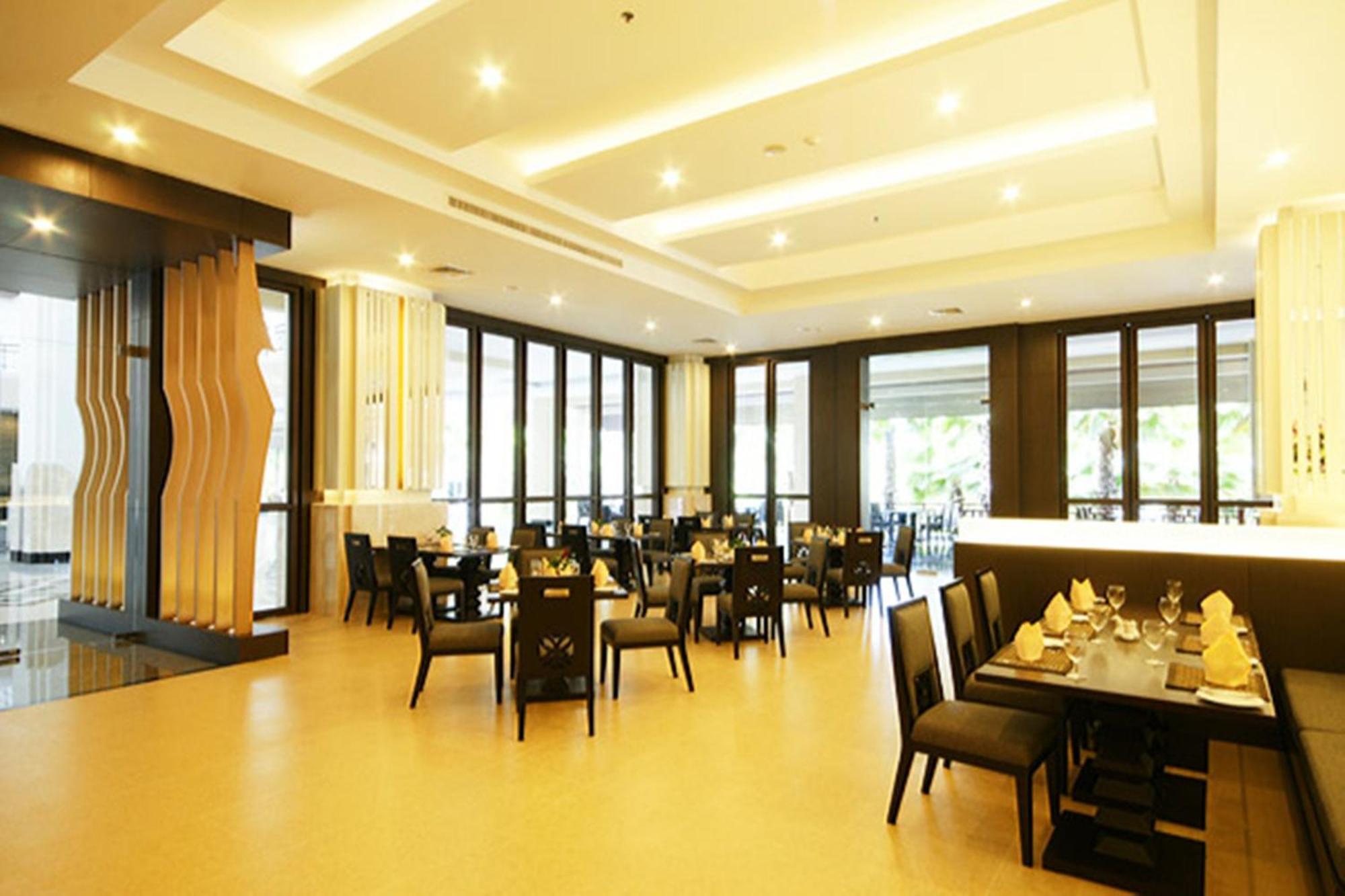 The Heritage Pattaya Beach Resort-Sha Exterior photo
